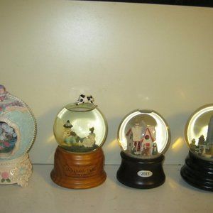4 collectible music boxes xmas gift